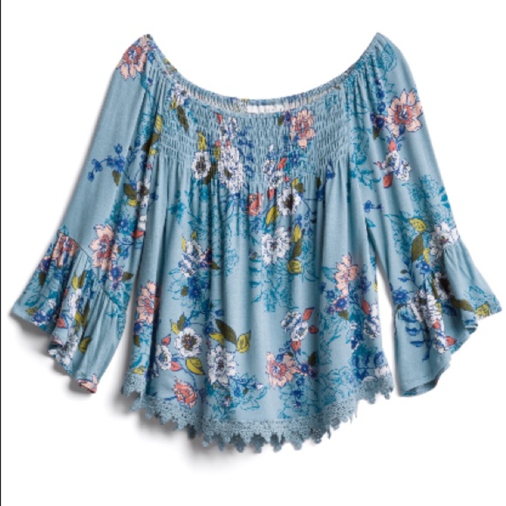 like new LUQ crochet hem top